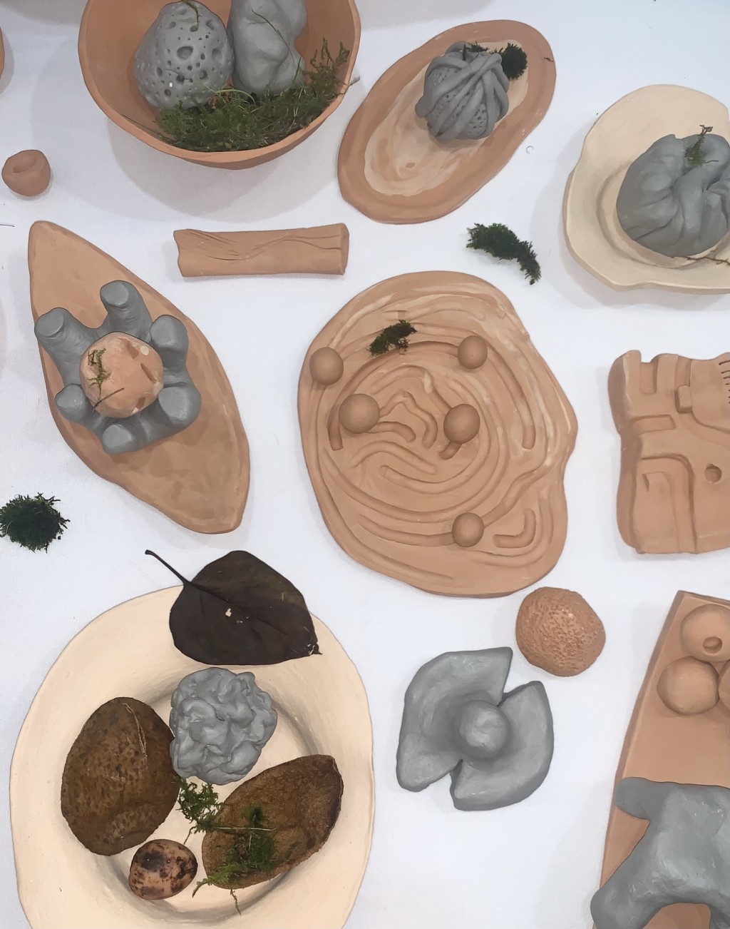 Winter Showcase - Material Exploration Of Sensorial Engagement / Touch